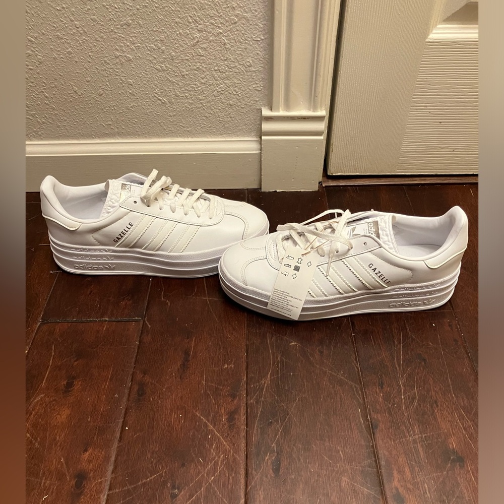 Adidas Gazelle Bold Triple White platform sneakers
 NWT